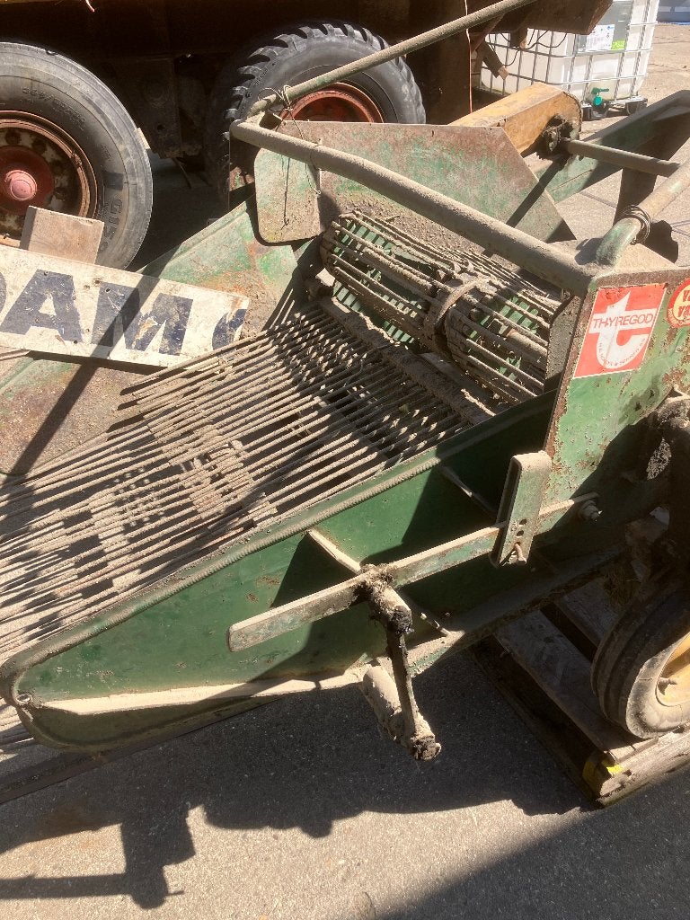Agrarisch  aardappel rooier, Zakelijke goederen, Agrarisch | Werktuigen, Ophalen, Akkerbouw, Transport