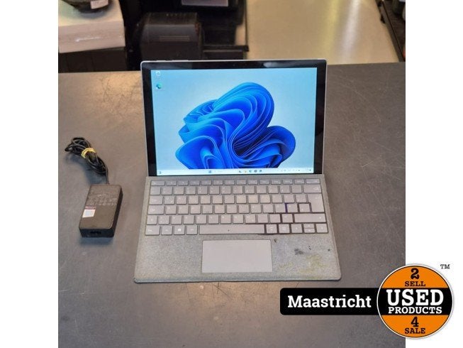 Microsoft Surface Pro 5 Intel i7-7e gen 8/256 GB QWERTZ, Computers en Software, Microsoft, Zo goed als nieuw, Support@microsoft.com
