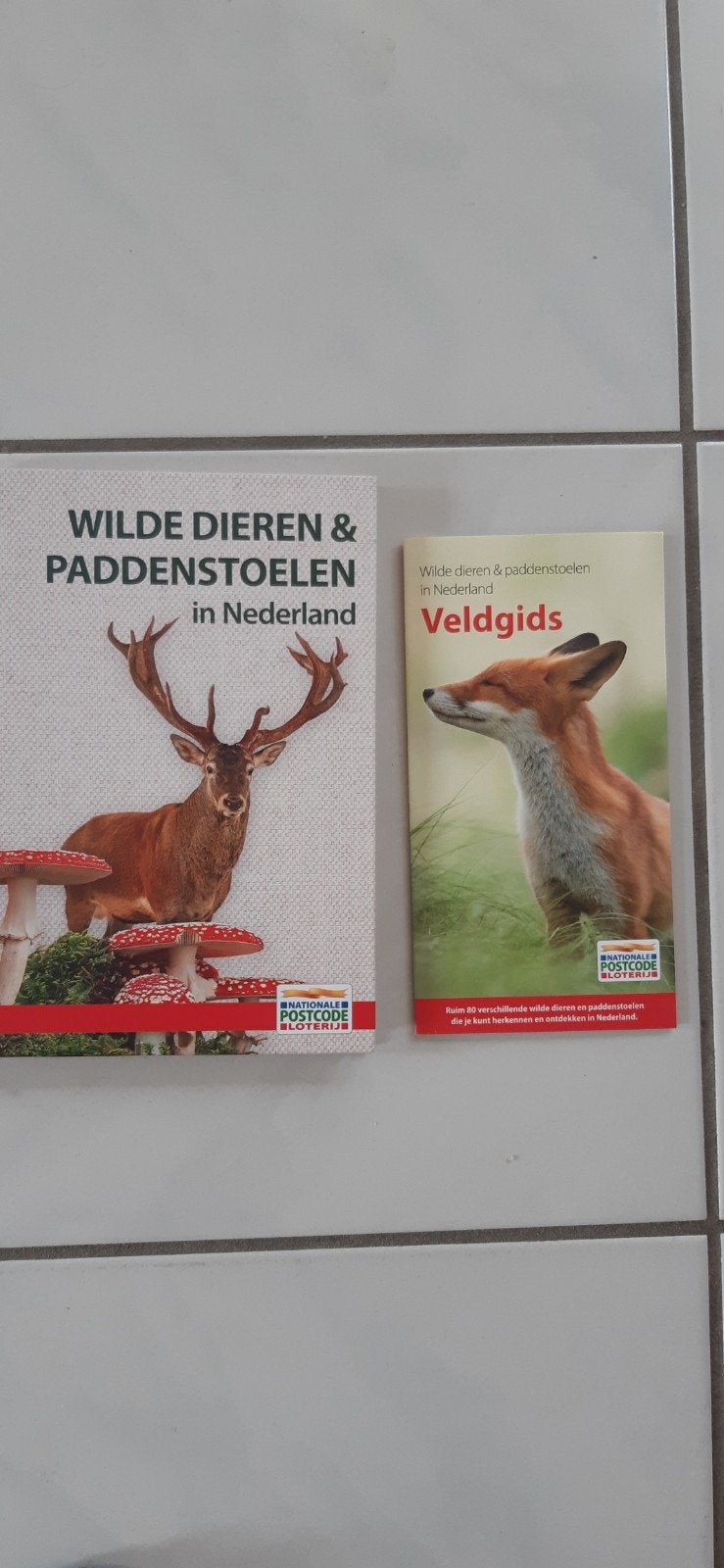 Veldgids postcode loterij  Wilde dieren en paddestoelen Pad, Boeken, Ophalen of Verzenden, Nieuw, Overige onderwerpen, Nationale Postcode Loterij