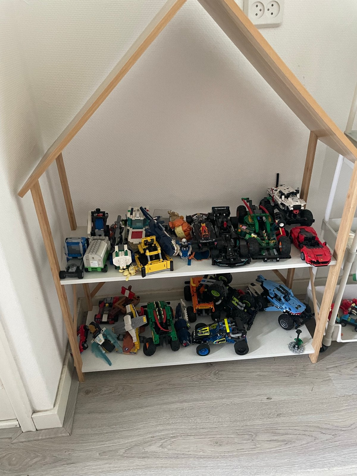 Houten speelgoedrek/boekenrek voor kinderkamer, Ophalen, Gebruikt, Jongen of Meisje
