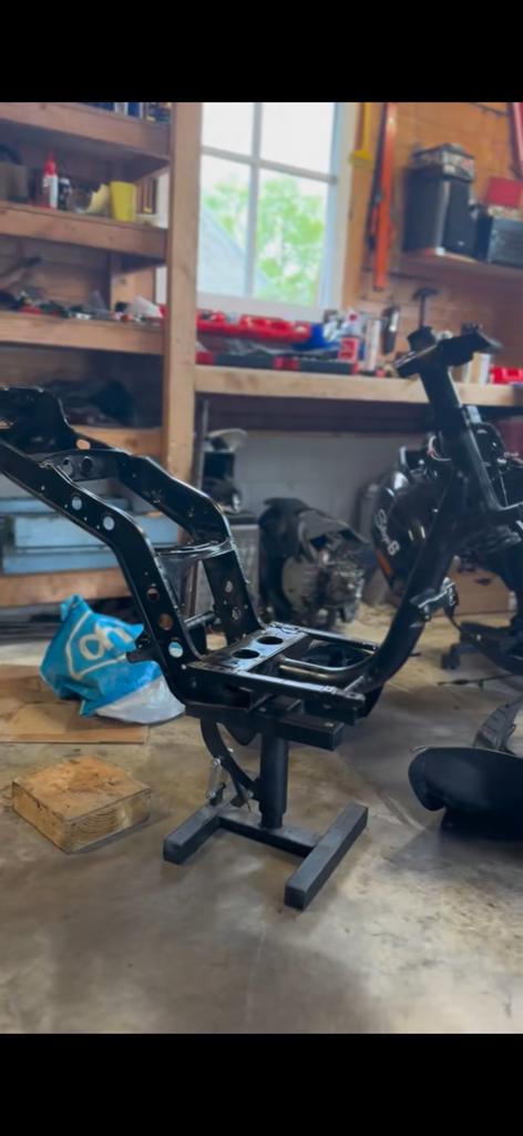 Piaggio Zip 2005 frame op brom, Ophalen of Verzenden, Zo goed als nieuw, Frame, Piaggio