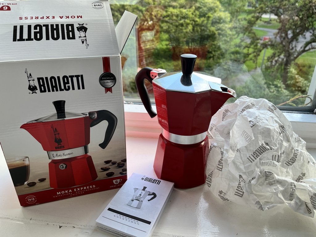 Bialetti Moka Express rood 6 kops percolator 250ml NIEUW, Witgoed en Apparatuur, Koffiezetapparaten, Ophalen, Nieuw, Espresso apparaat