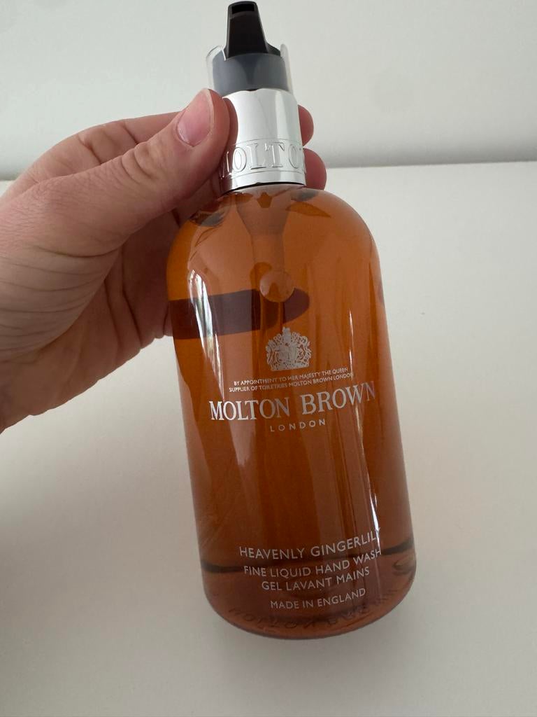 Molton Brown Heavenly Gingerlily handzeep 300 ml, Sieraden, Tassen en Uiterlijk, Uiterlijk | Lichaamsverzorging, Ophalen of Verzenden