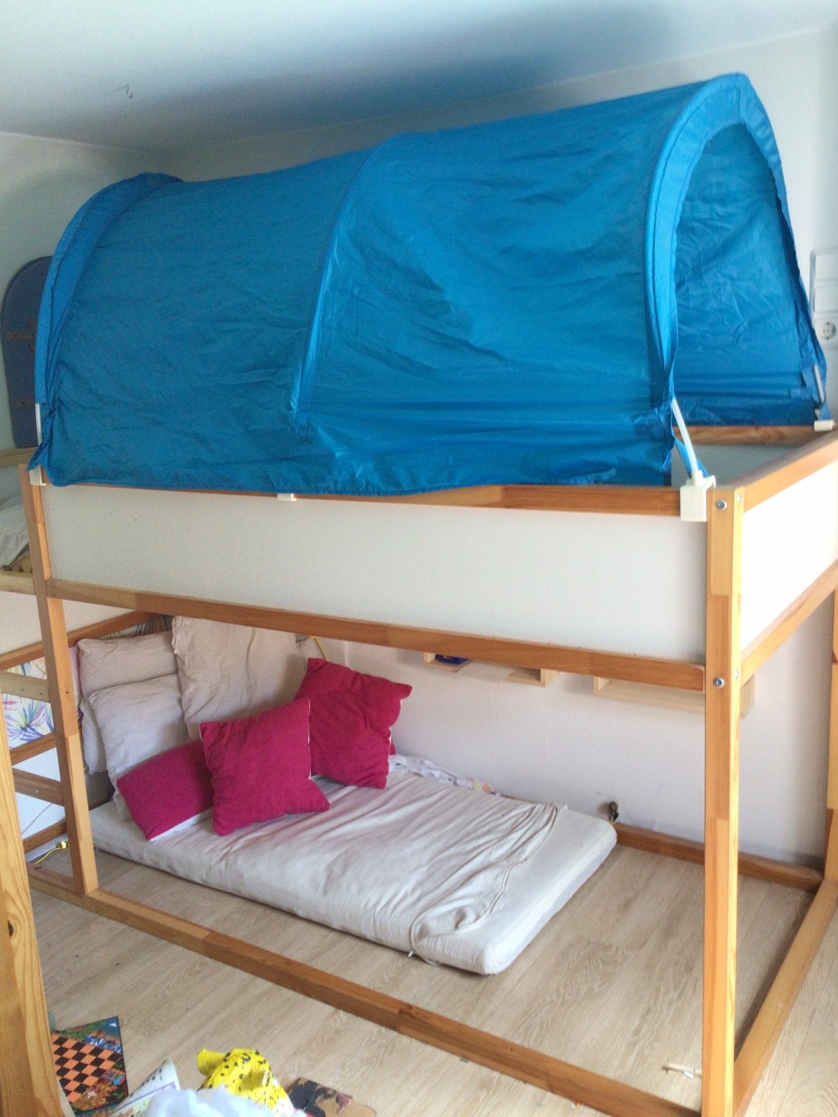 Ikea kura omkeerbaar bed 90x200 met 2 tenten., Ophalen, Gebruikt, Overige typen