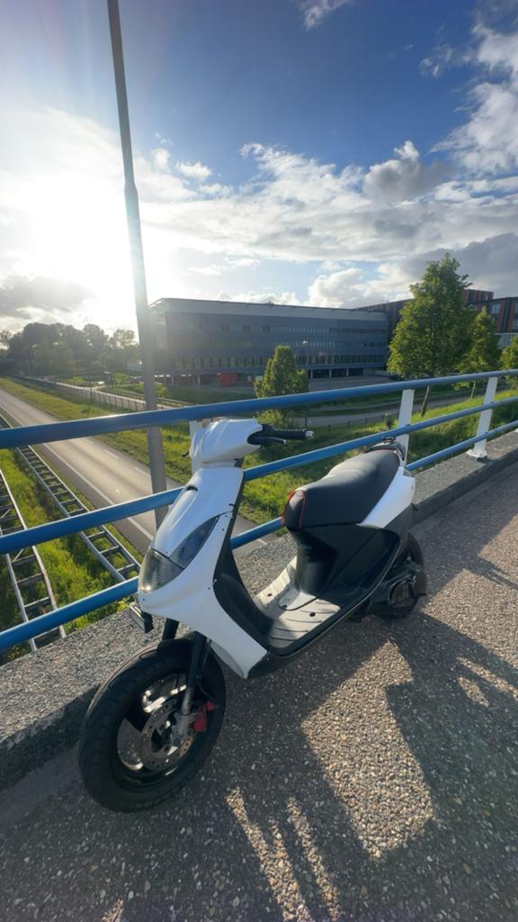 Peugot vivacity 70cc, Ophalen, Zo goed als nieuw, Tweetakt, Vivacity