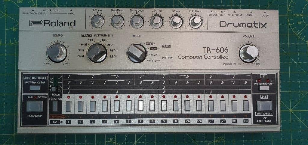 Roland TR-606, Muziek en Instrumenten, Drumcomputers, Ophalen, Gebruikt, Roland