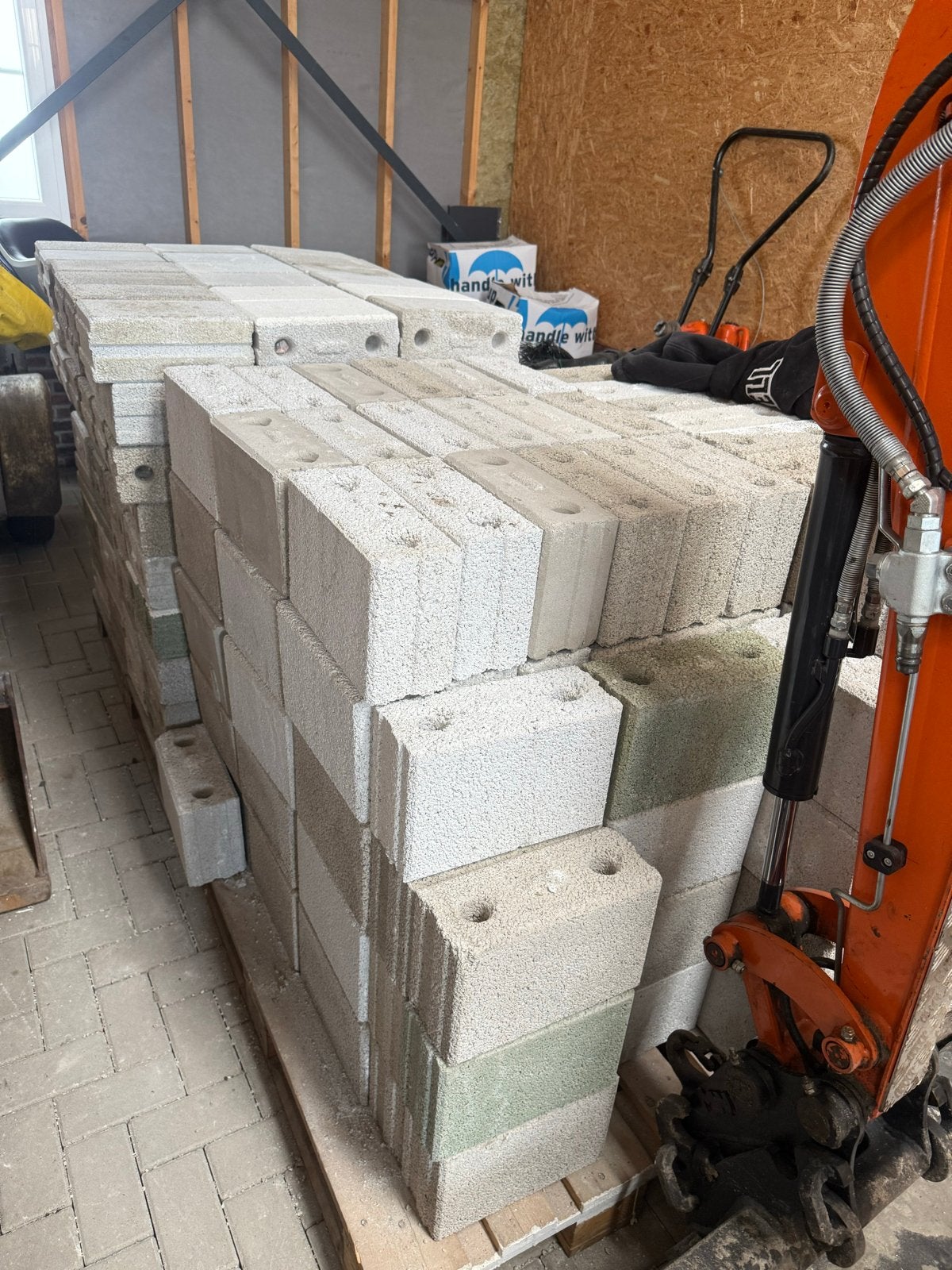 Bia beton blokken - 5 pallets, Doe-het-zelf en Verbouw, Metselstenen, Ophalen, Nieuw, Beton