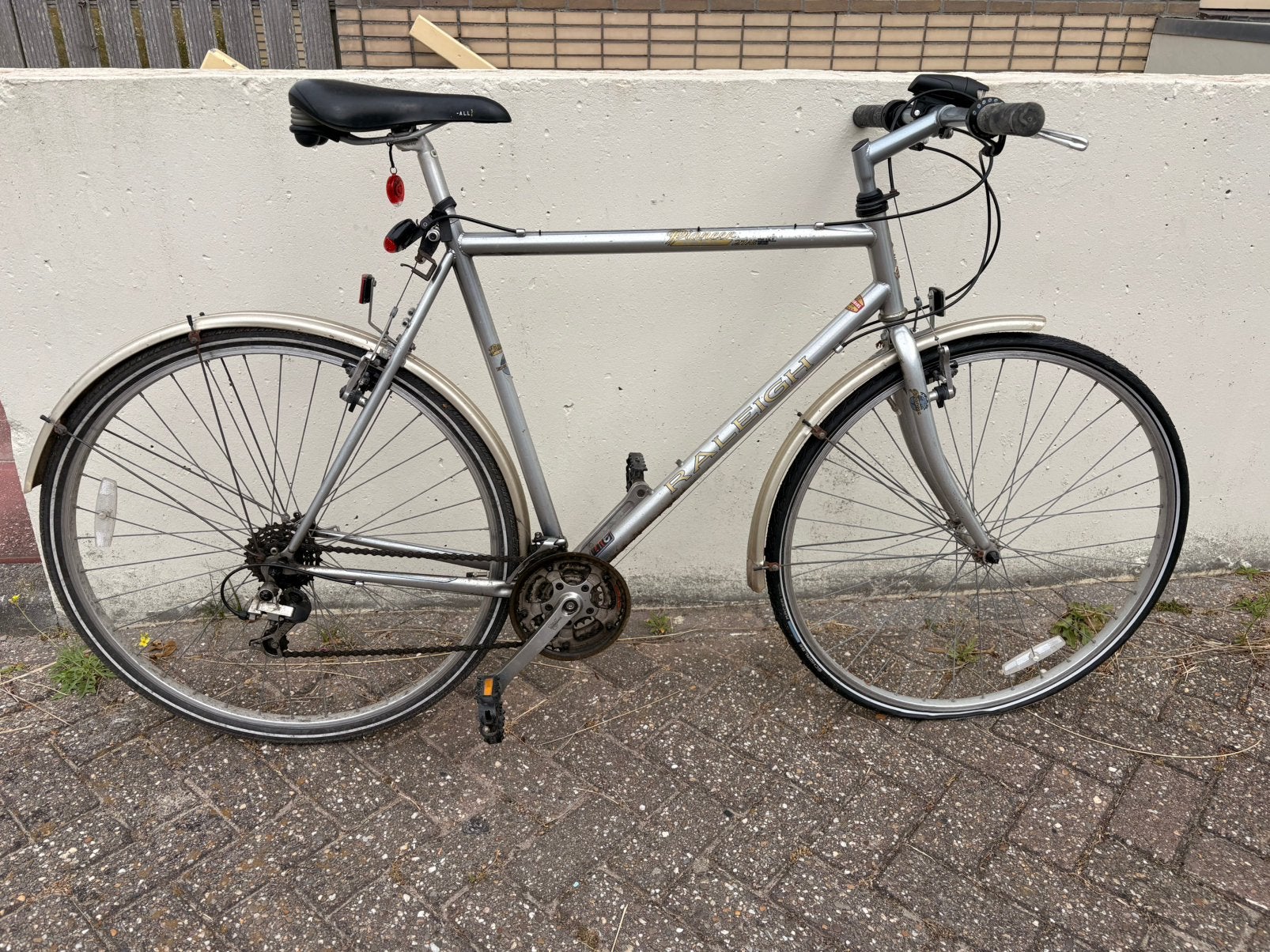 Raleigh - cross over fiets, Minder dan 10 versnellingen, Zo goed als nieuw, 65 cm of meer, Ophalen