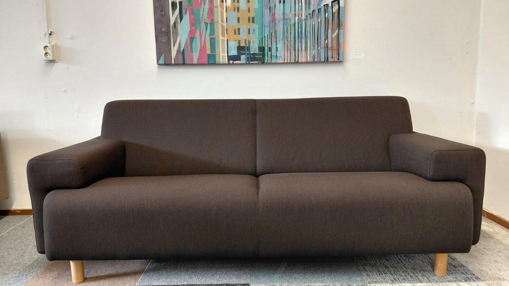 Cloak Sand | 2,5 zits | Bruin, Modern design refurbished Havee Hans Daalder, Info@andriesign.nl, 150 tot 200 cm, Driepersoons