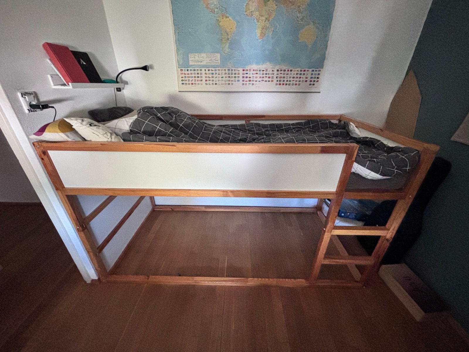Stevig houten hoogslaper met opbergruimte, Ophalen, Gebruikt, Eenpersoons, 160 tot 180 cm
