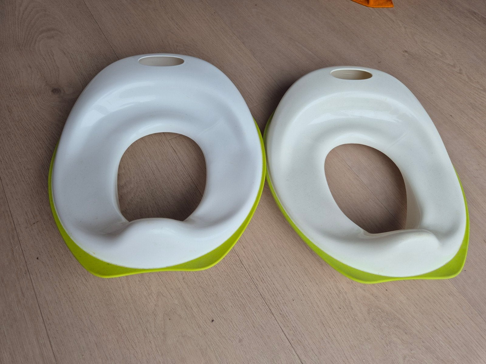 2x IKEA Toiletbril Verkleiner - Groen/Wit, Ophalen of Verzenden, Gebruikt