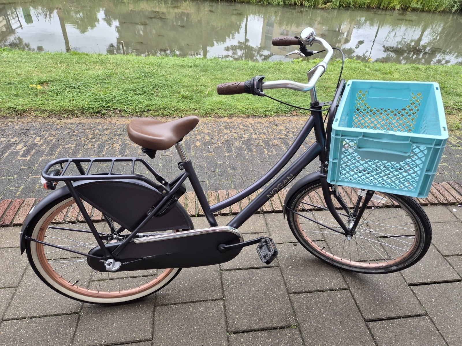 Nogan kinderfiets 24 inch met krat, Fietsen en Brommers, Terugtraprem, Ophalen, Overige merken, Gebruikt