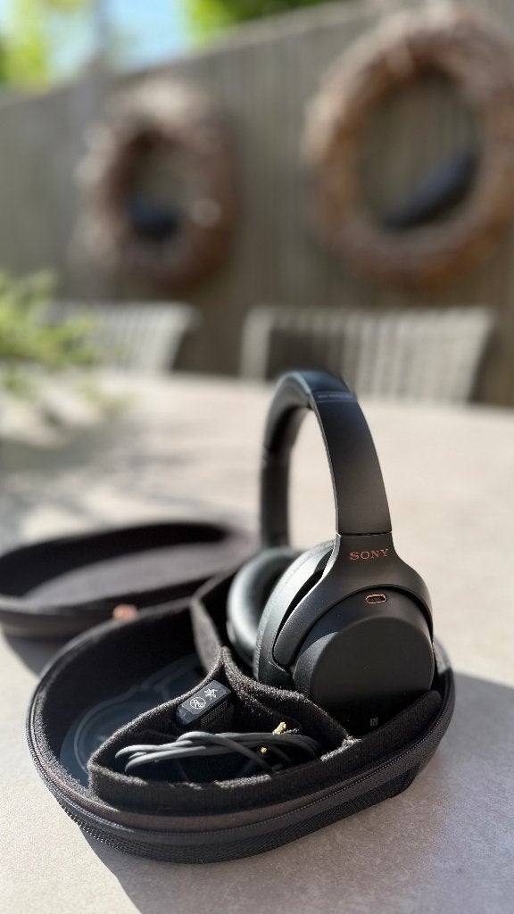 Sony WH-1000XM3 in absolute nieuwstaat, Audio, Tv en Foto, Koptelefoons, Ophalen of Verzenden, Zo goed als nieuw, Draadloos, Zwart