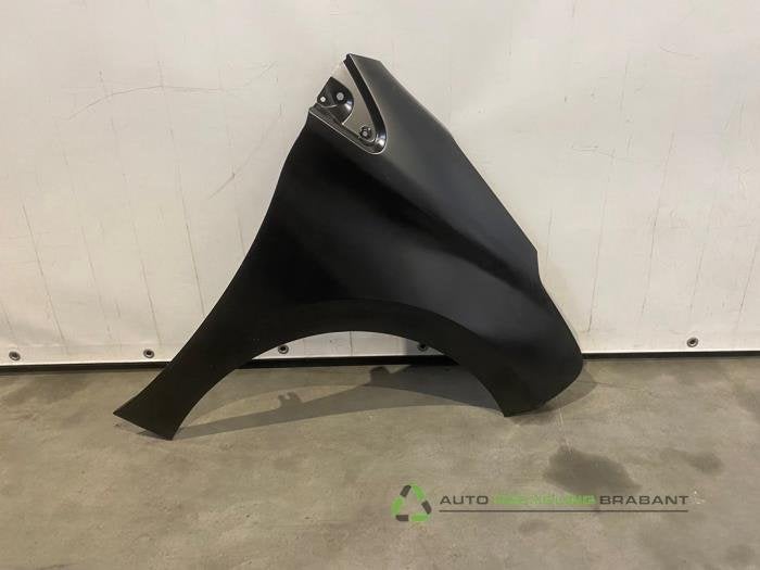 Scherm rechts-voor van een Peugeot 208, Gebruikt, -, -, Ophalen of Verzenden