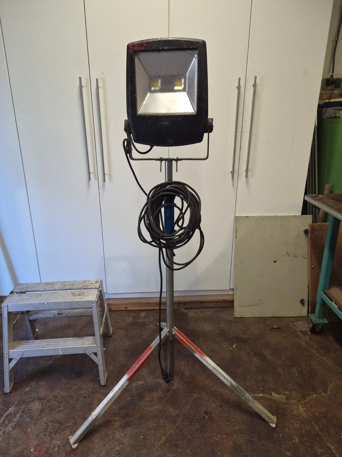 Professionele LED Bouwlamp op Statief met 15m Kabel, Doe-het-zelf en Verbouw, Ophalen, Gebruikt, Minder dan 50 watt, Met statief
