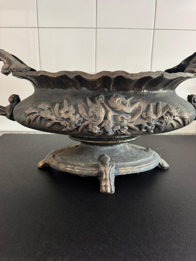 Brocante prachtige antieke franse jardiniere van gietijzer, Ophalen