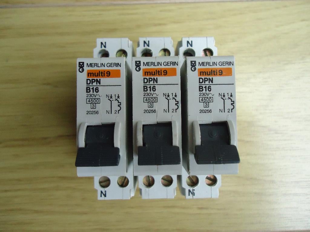 Merlin Gerin DPN B16 installatieautomaat NIEUWSTAAT, Ophalen of Verzenden, Zo goed als nieuw