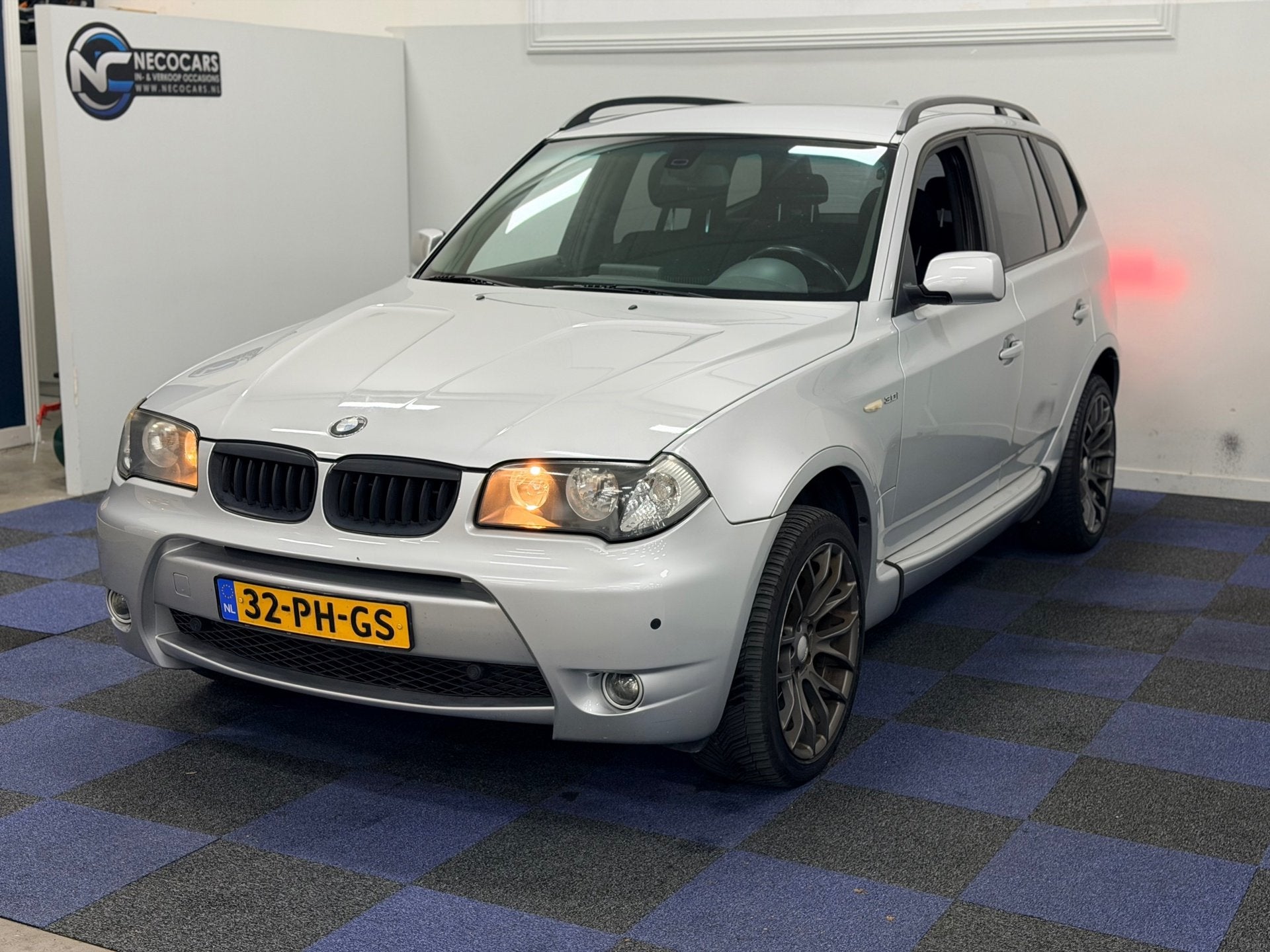 BMW X3 3.0i Executive / AUTOMAAT / DEALER ONDERHOUDEN / SUPE, Auto's, Automaat, Dealer onderhouden, Gebruikt, 2000 kg