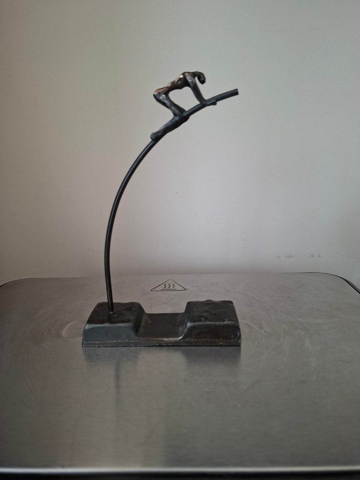 Gesigneerd bronzen beeldje Corry Ammerlaan., Ophalen of Verzenden