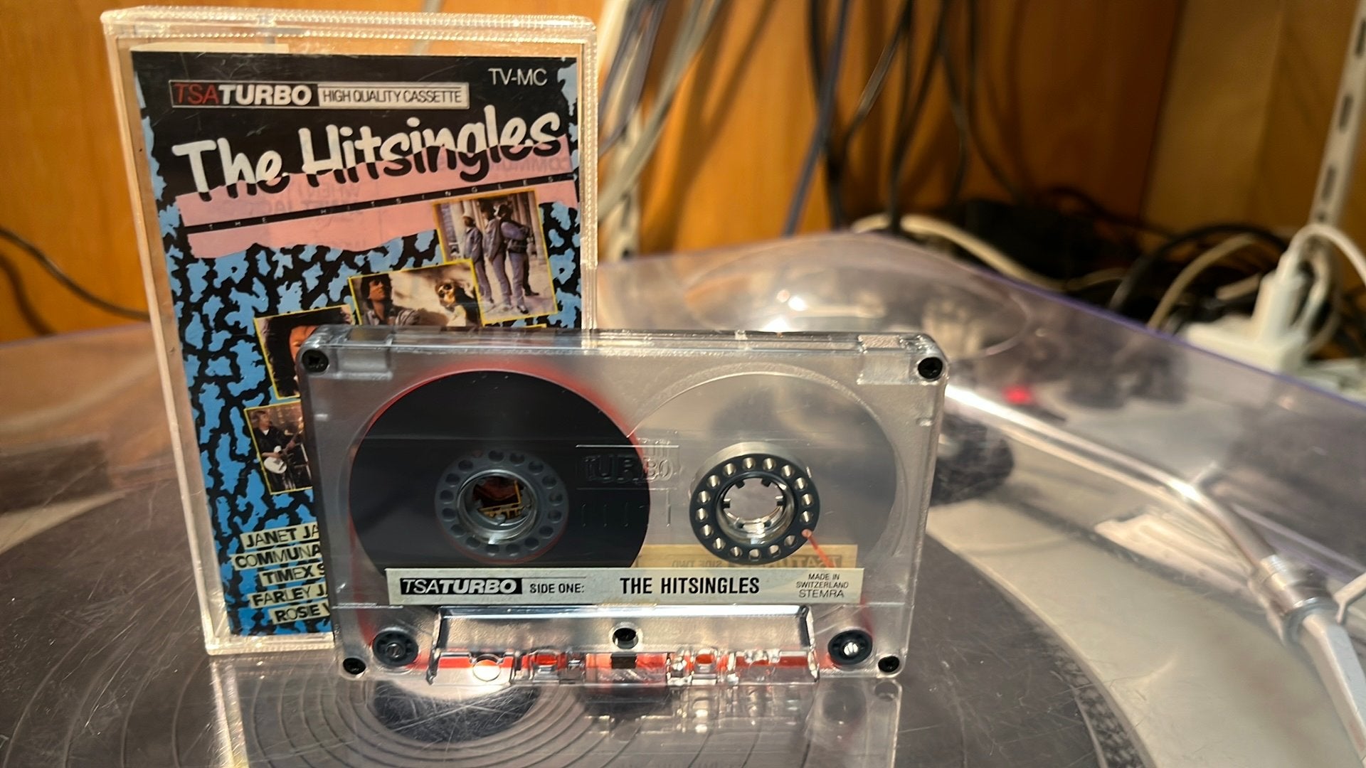 The Hitsingles, Ophalen of Verzenden, Gebruikt, 1 bandje