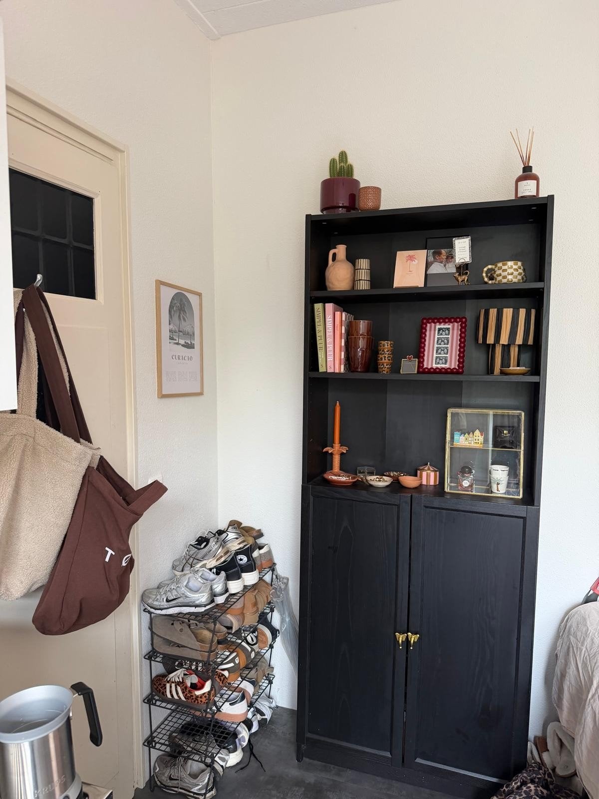 Boekenkast zwart, Billy Oxberg Ikea, als nieuw, Ophalen, Met deur(en), 50 tot 100 cm, Zo goed als nieuw