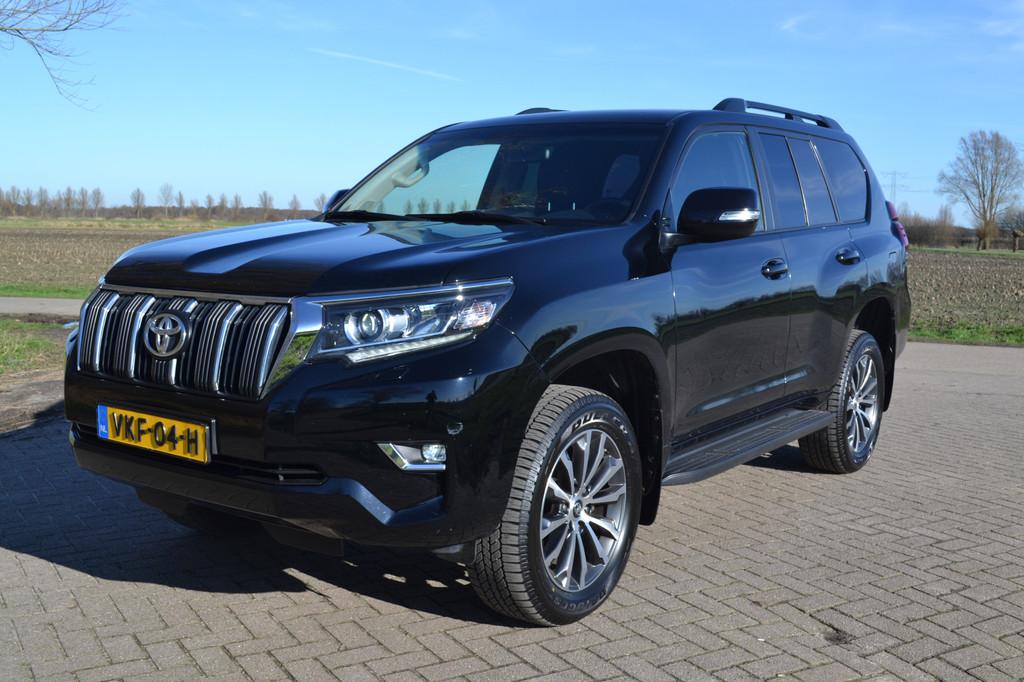 Toyota Land Cruiser 150 2.8 D-4D-F Professional Window Van, Auto's, Gebruikt, 4 cilinders, Zwart, Bedrijf