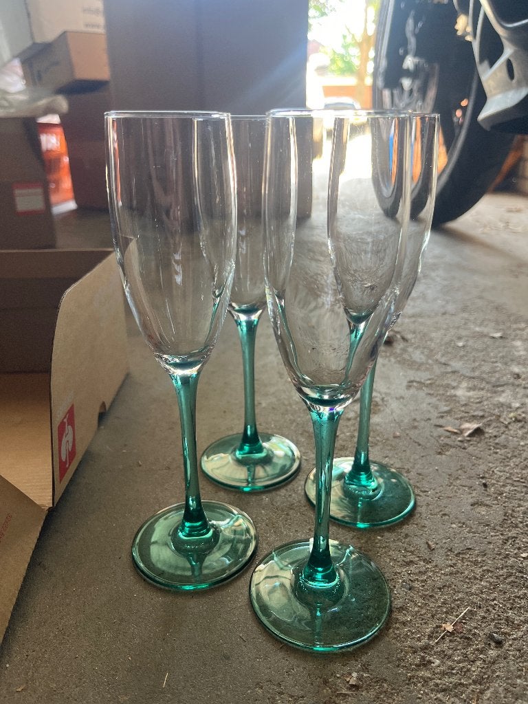 Luminarc antieke champagne glazen, Ophalen