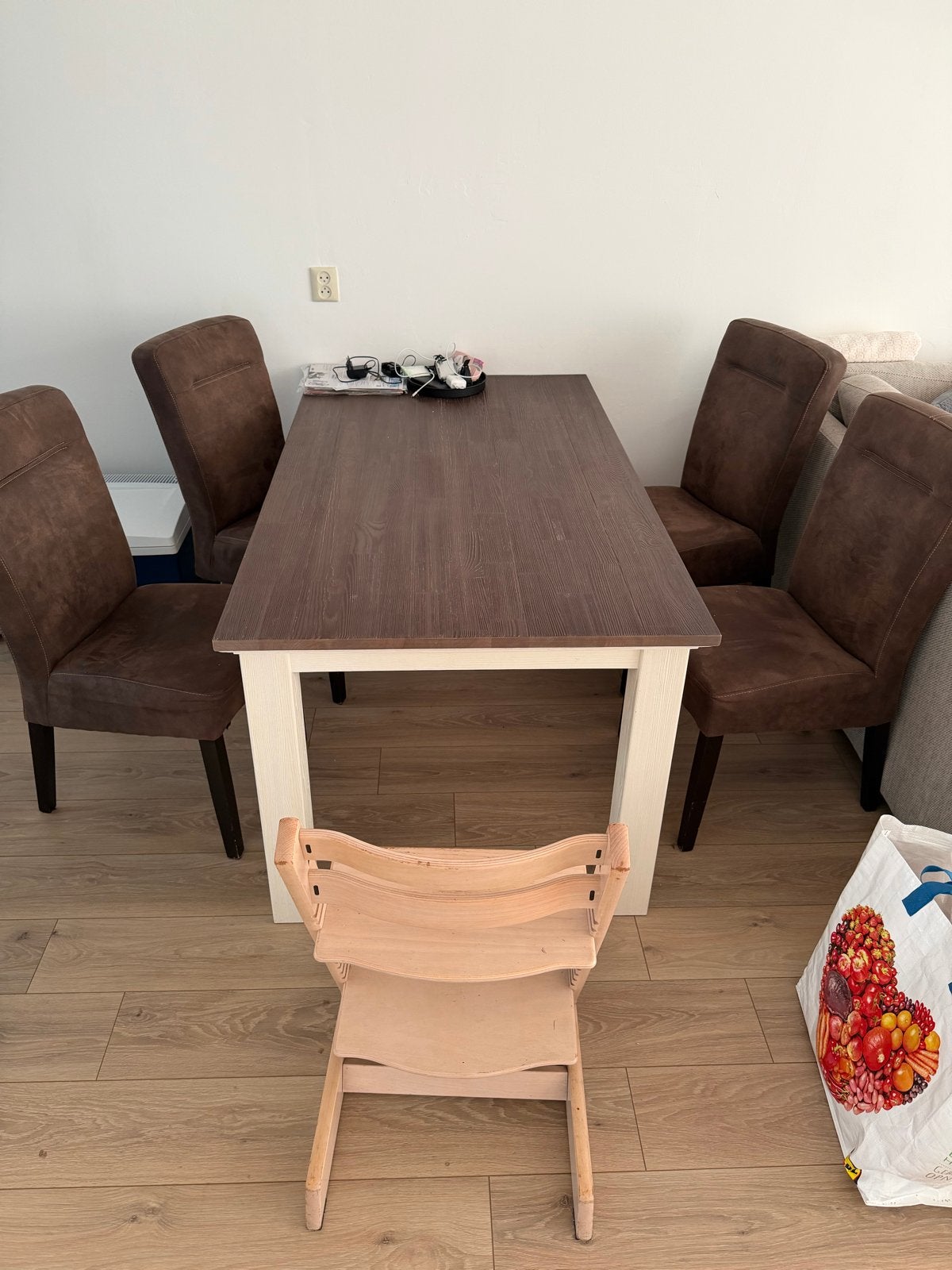 Eettafel L160xB90xH77 met 4 stoelen, Ophalen, Gebruikt, 50 tot 100 cm, 150 tot 200 cm