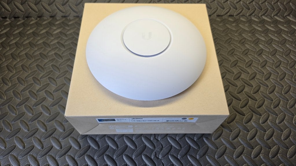 Ubiquiti UniFi U6 Pro, Computers en Software, Accesspoints, Verzenden, Zo goed als nieuw, Ubiquiti UniFi