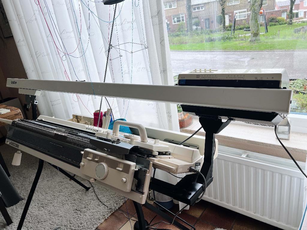 Breimachine Motor Brother KE100, Ophalen, Gebruikt, Breien, Machine