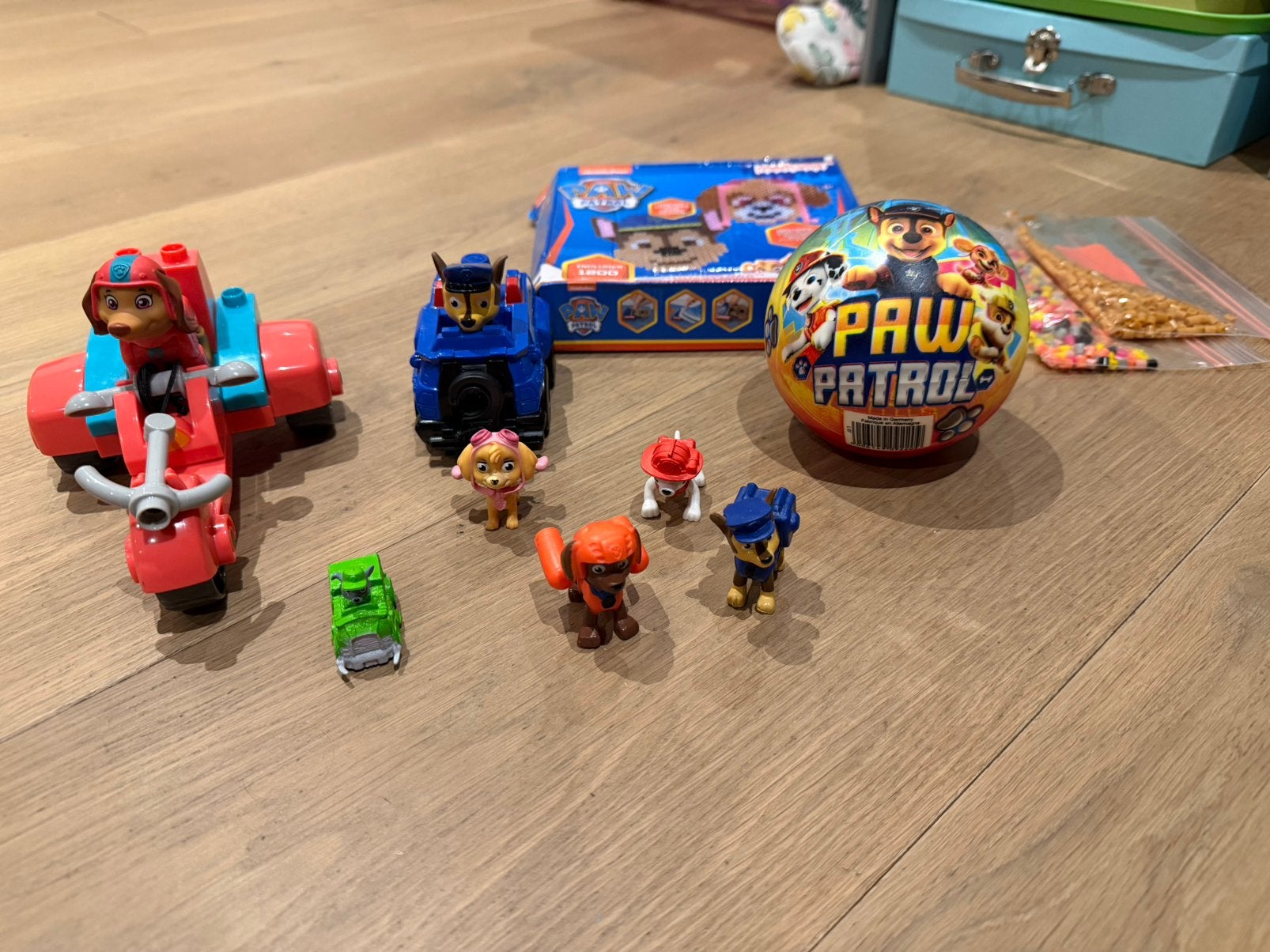 Paw Patrol speelgoed set: voertuigen en figuren, Ophalen of Verzenden, Gebruikt