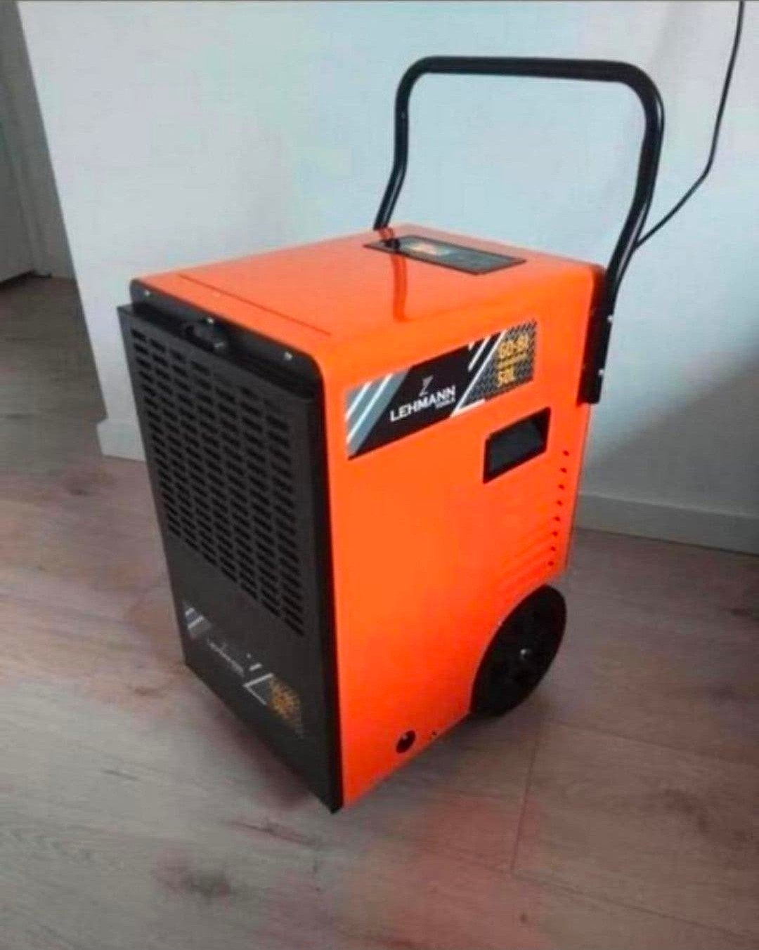Te huur bouwdroger

Per dag €10,-
Per week €50,-
Per maand €, Ophalen of Verzenden, Ventilator