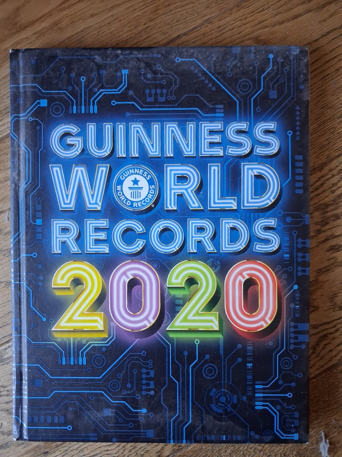 Guinness World Records Ltd - Guinness World Records 2020, Guinness World Records Ltd, Ophalen of Verzenden, Zo goed als nieuw