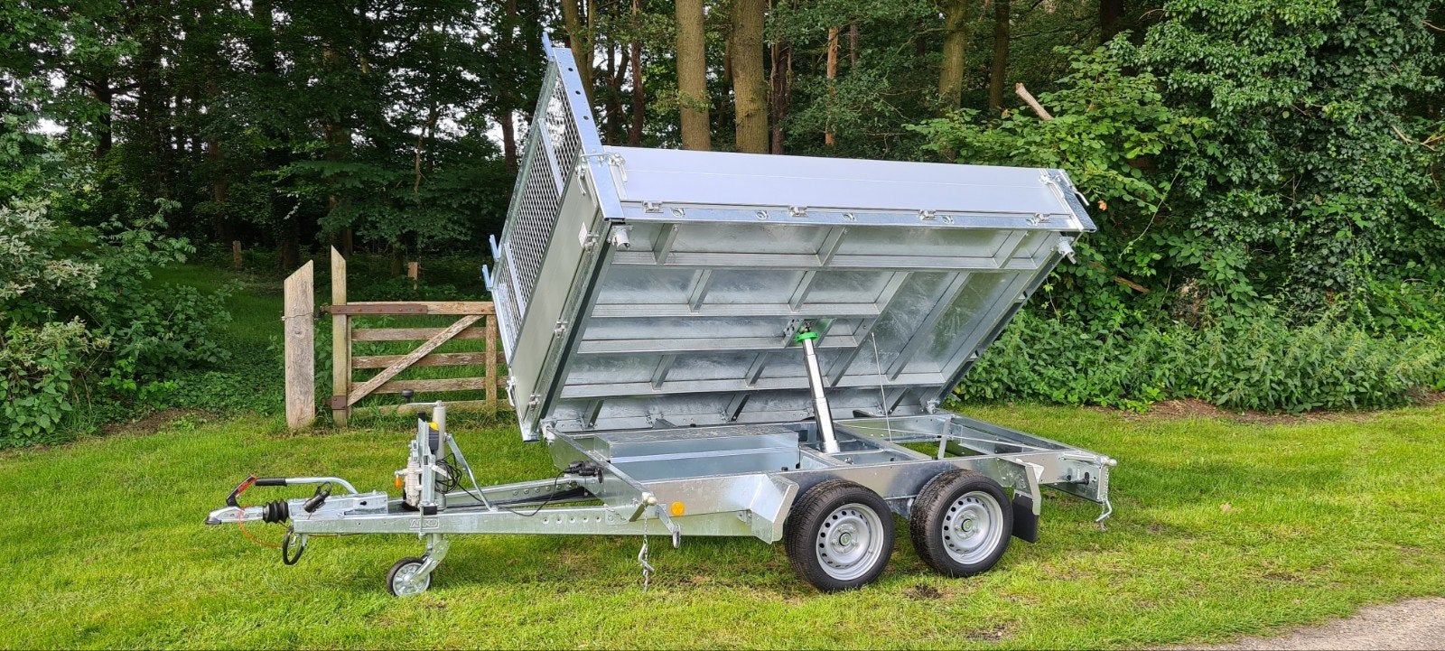 SIGG kipper, 3 zijdig, 2700Kg, 2025 Wemint B.V., Ophalen
