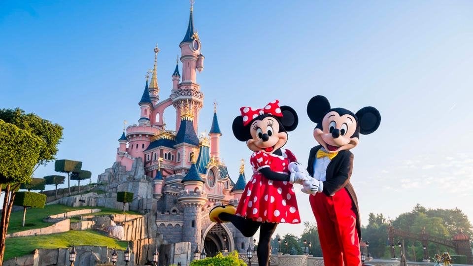 3 demi pension plus vouchers disneyland parijs
