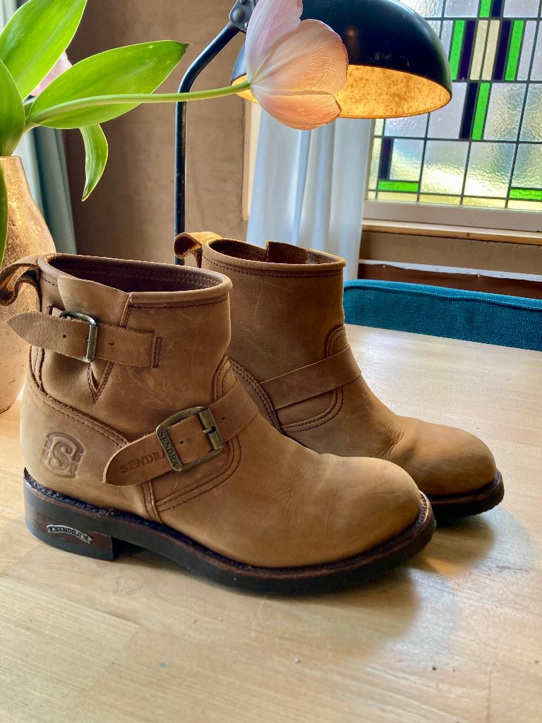 Laarsjes Sendra, Sendra, Bruin, Lage of Enkellaarzen, Ophalen of Verzenden