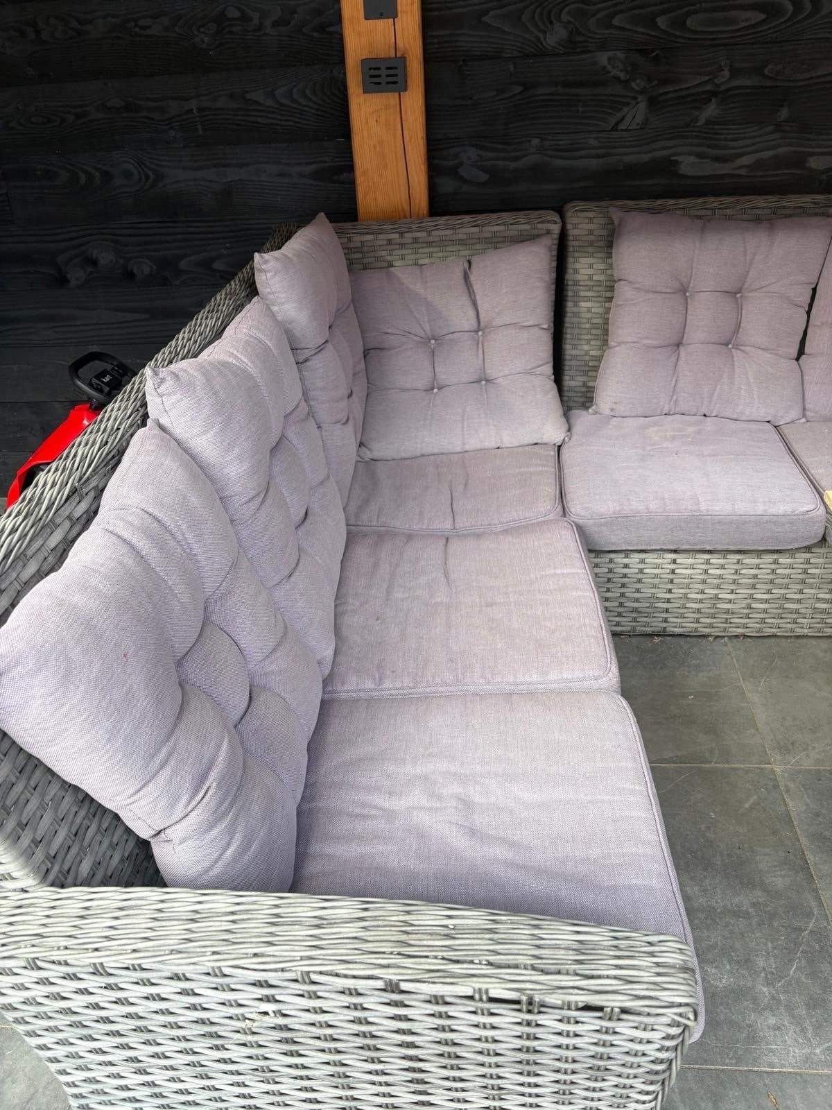 Comfortabele hoek loungeset inclusief kussens, Ophalen, 5 zitplaatsen, Gebruikt, Loungeset