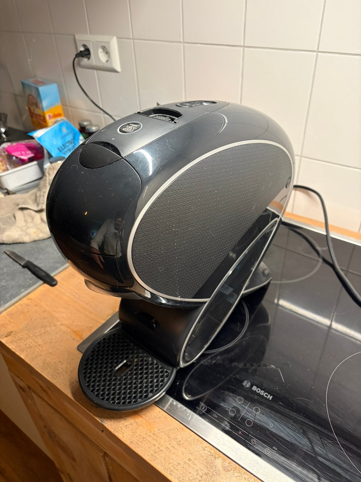 Dolce gusto neo netjes onderhouden in doos, Witgoed en Apparatuur, Ophalen, Zo goed als nieuw, Koffiemachine
