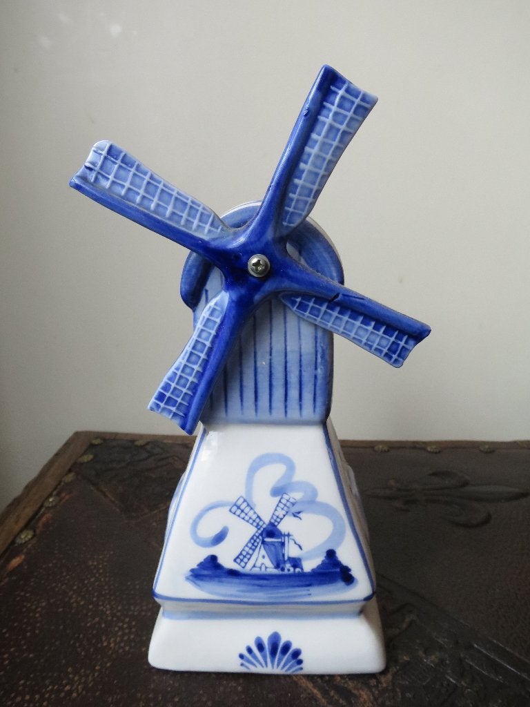 mooi porselein molentje 20 cm wieken kunnen draaien, Ophalen of Verzenden