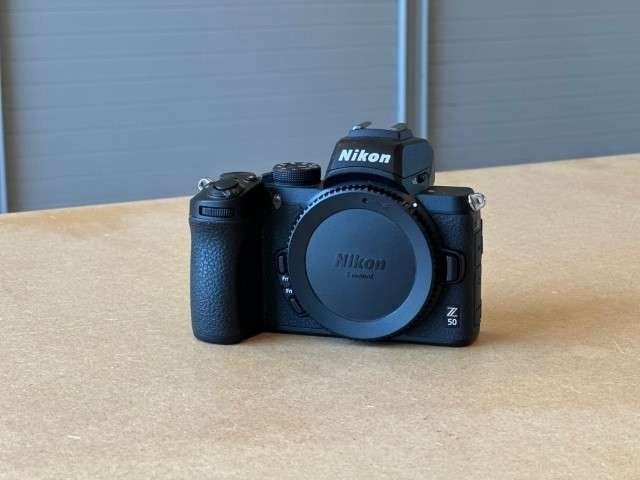 Nikon Z50 body (12.435 clicks) nieuwstaat, Audio, Tv en Foto, Fotocamera's Digitaal, Accu, Ingebouwde flitser, Ophalen of Verzenden
