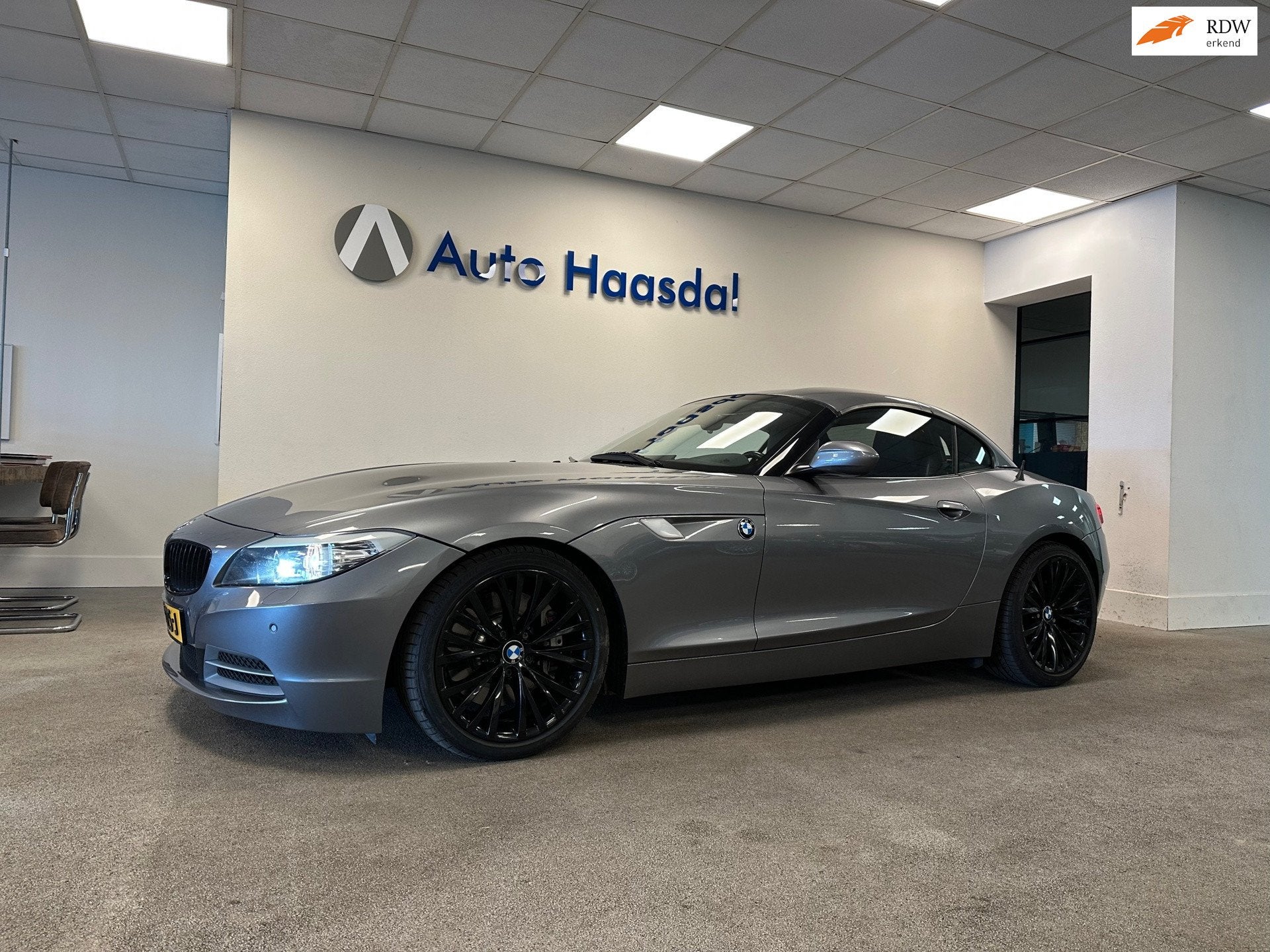 BMW Z4 Roadster SDrive35i Executive|PERFECTIE!|NIEUWSTAAT!, Auto's, Euro 5, Achterwielaandrijving, Gebruikt, Zwart