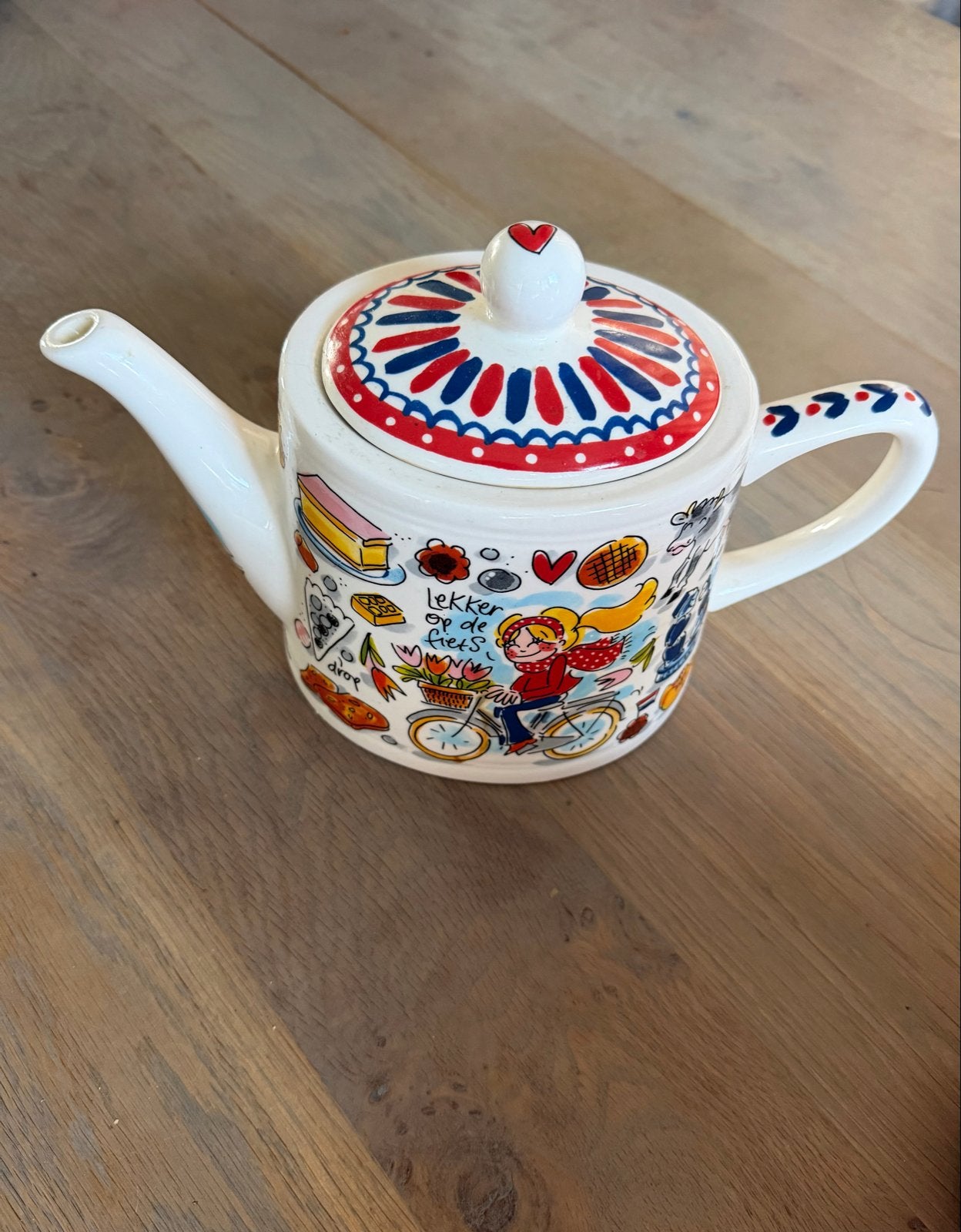 Blond Amsterdam Theepot 'Lekker op de fiets', Gebruikt, Steen/keramiek, Meerkleurig, Ophalen