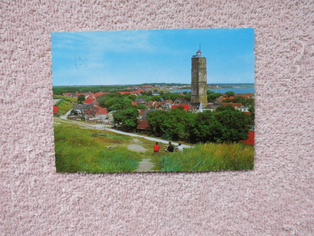 Terschelling, panorama met vuurtoren., Ophalen of Verzenden, 1960 tot 1980, Gelopen, Waddeneilanden