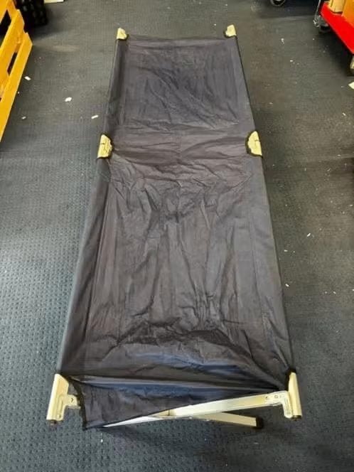 GEBRUIKT! Veldbed opvouwbaar blauw 190x63x42 cm €11,99, Caravans en Kamperen, Ophalen of Verzenden, Gebruikt, Overige