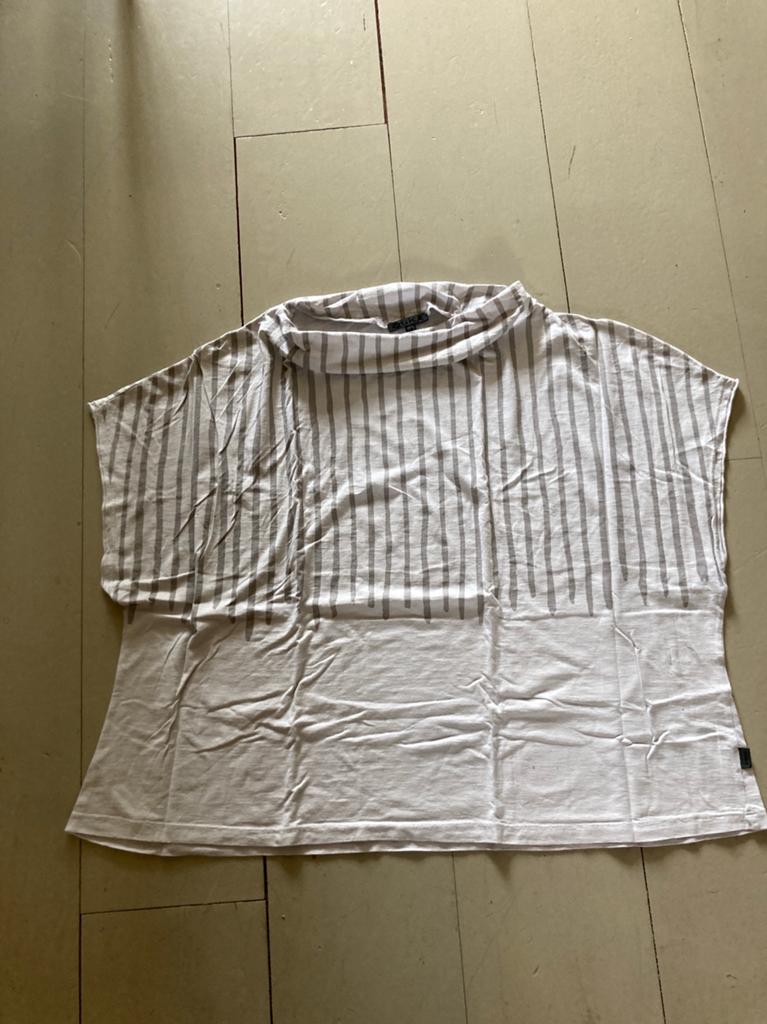 Top Oska 4, Beige, Maat 46/48 (XL) of groter, Ophalen of Verzenden, Zo goed als nieuw