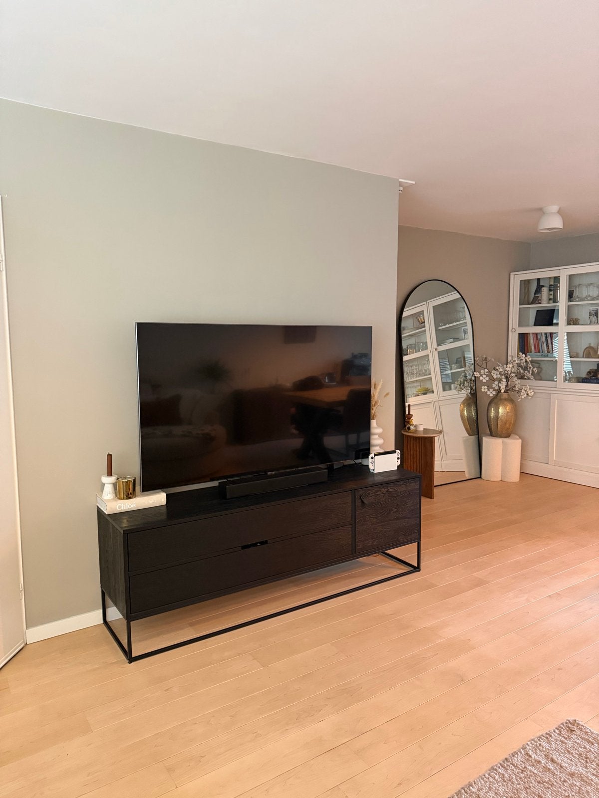 WOOOD Silas TV-meubel 180 cm essen blacknight, Ophalen, 150 tot 200 cm, Zo goed als nieuw, Minder dan 100 cm