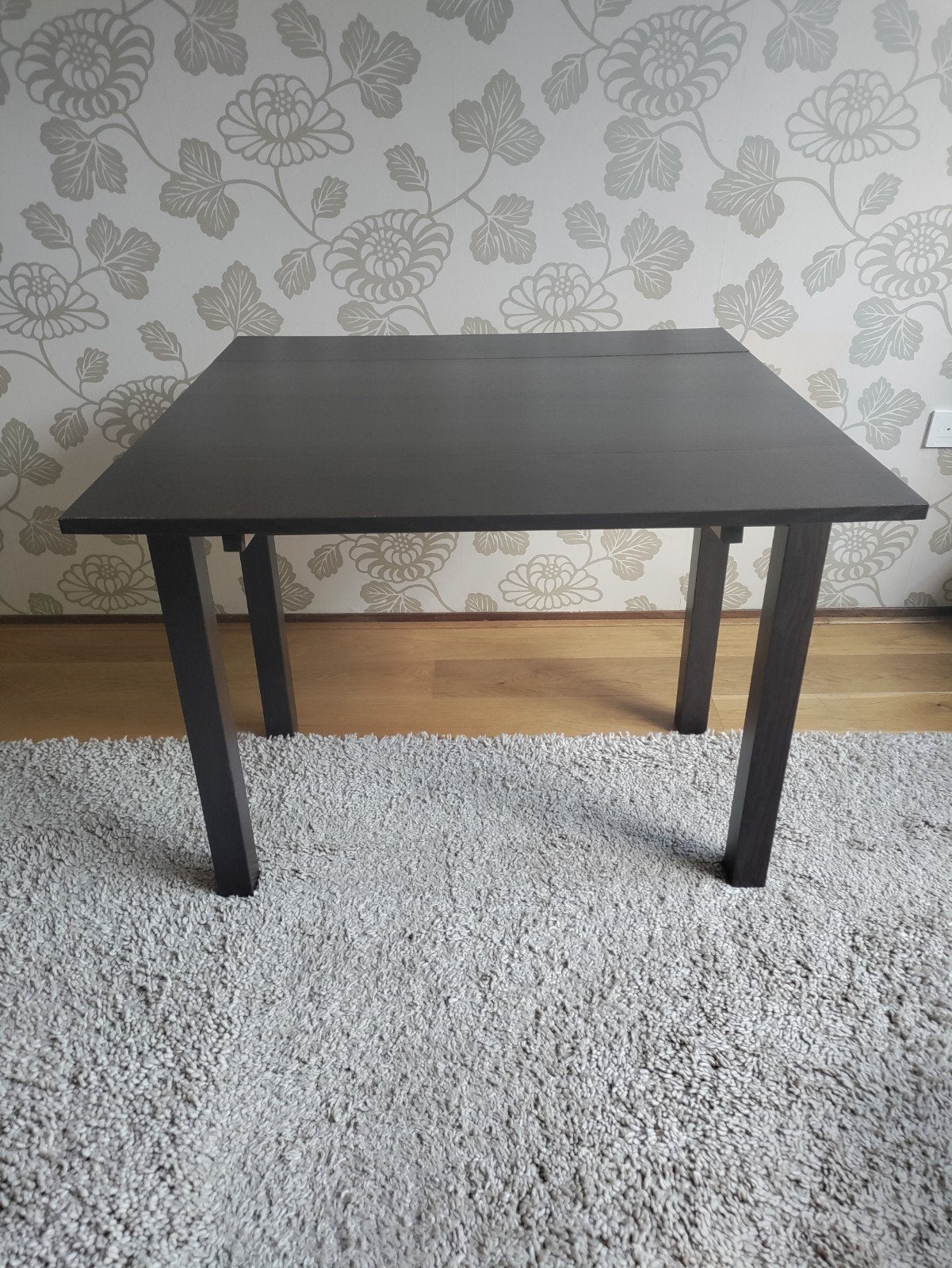 IKEA BJURSTA Eettafel - Uitschuifbaar en Compact, Huis en Inrichting, Ophalen, Gebruikt, 50 tot 100 cm, Vierkant