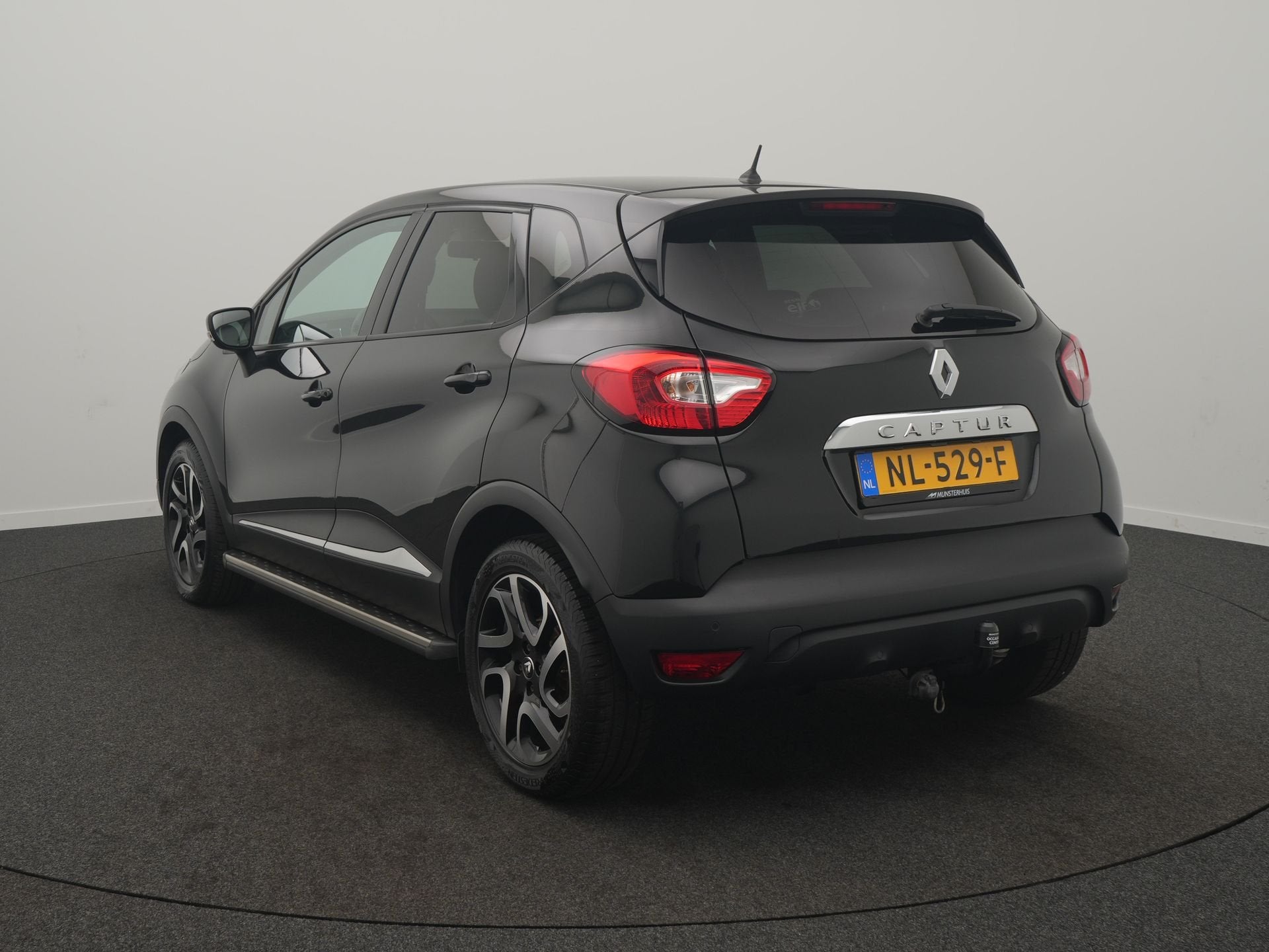 Renault Captur TCe 120 EDC Dynamique - RIJKLAARPRIJS - Sideb, Auto's, 12 maanden, Euro 6, 4 cilinders, Zwart