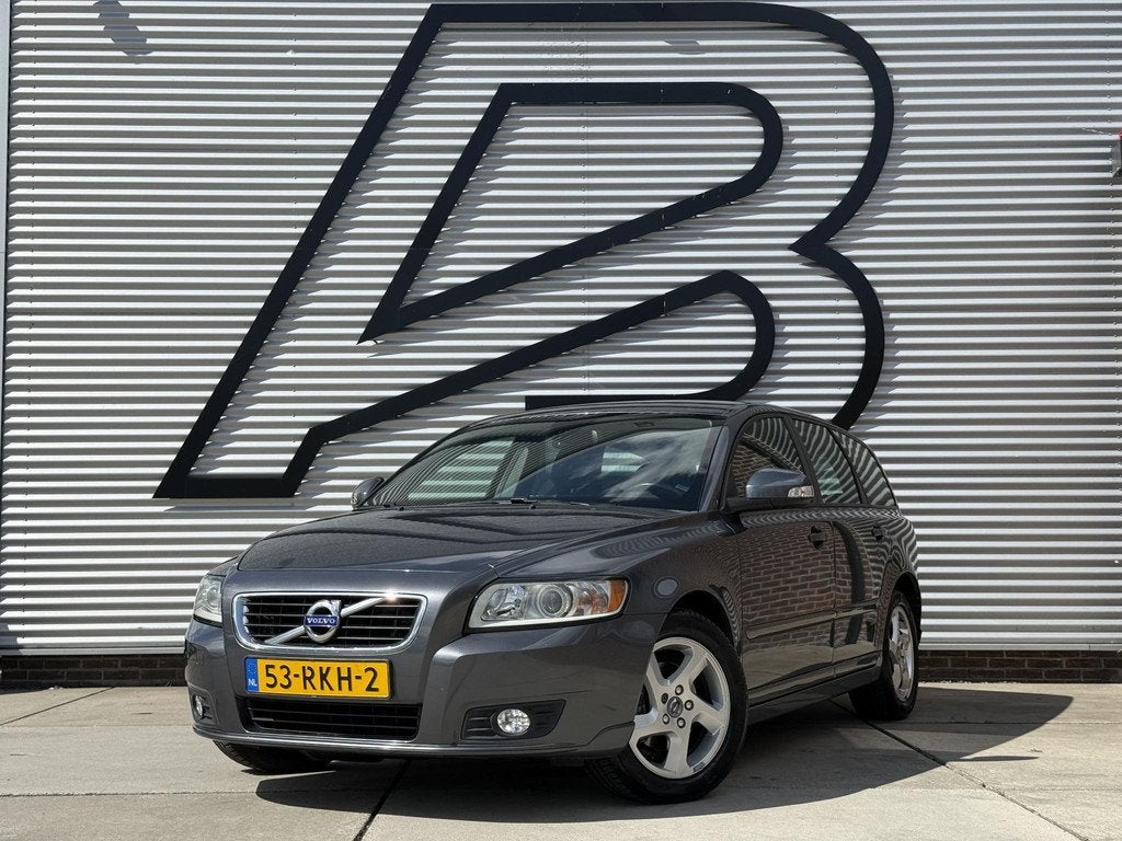 Volvo V50 2.0 Business Pro Edition Clima|Leder|Cruise|PDC|El, Auto's, Volvo, Gebruikt, Zwart, 4 cilinders, 1279 kg