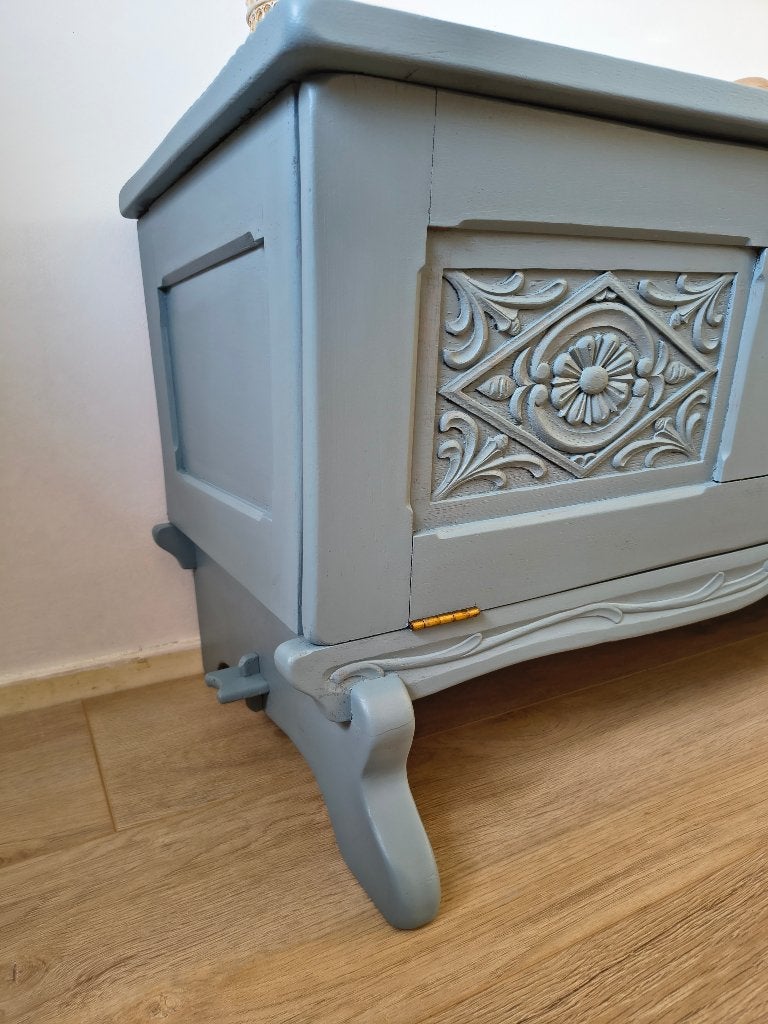 Vintage houten kist / tv-kast (19e eeuw), Ophalen of Verzenden, Zo goed als nieuw, Onbekend, Onbekend